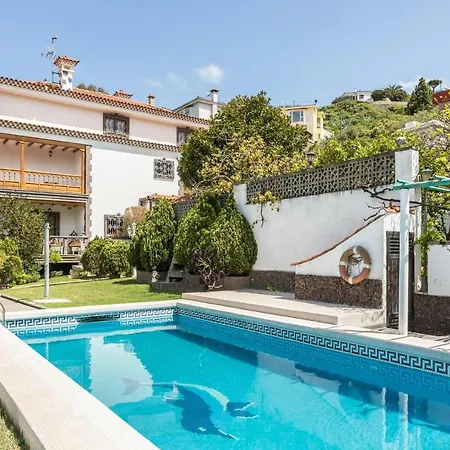 Loli Villa Santa Brígida